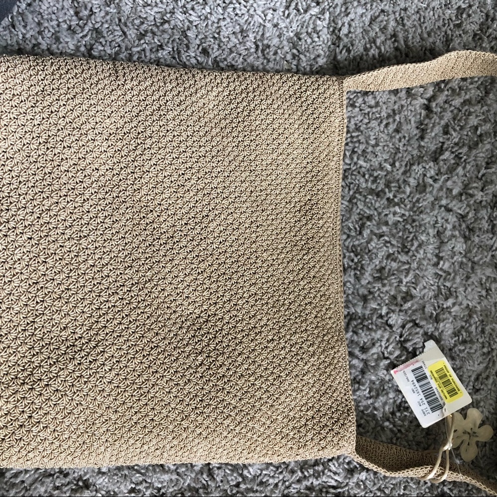 BNWT Lizclaiborne purse - Picture 5 of 9
